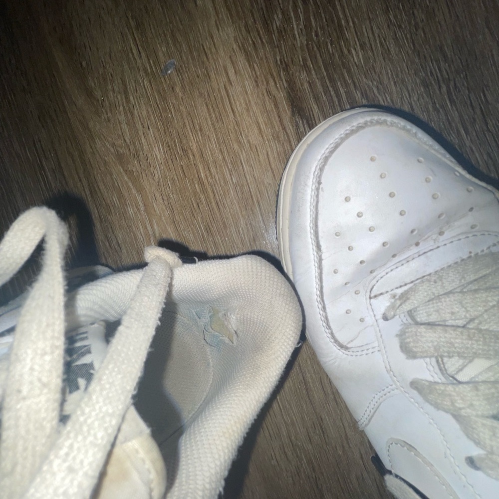 Nike Air Force 1 Unisex - White - Picture 8 of 9